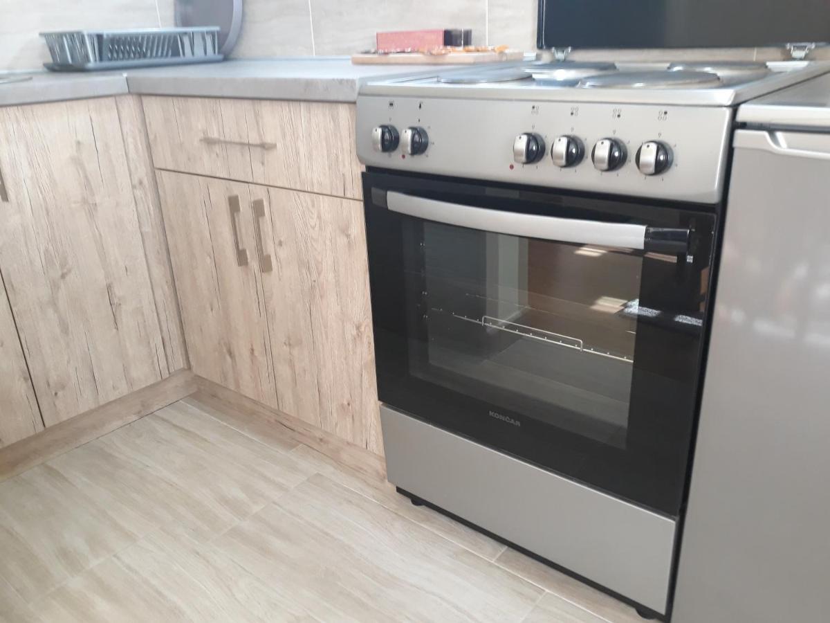 Haus Apartman Zajecar M&L מראה חיצוני תמונה